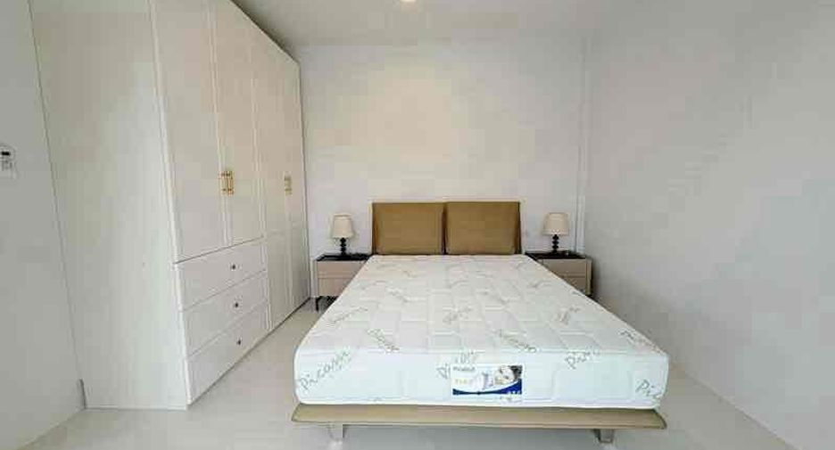Villa en alquiler de 4 habitaciones en Na Jomtien, Pattaya
