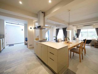 For sale and for rent 3 bedrooms house in Watthana, Bangkok