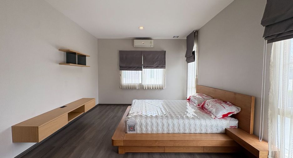 For rent 4 bedrooms house in Bang Phli, Samut Prakan