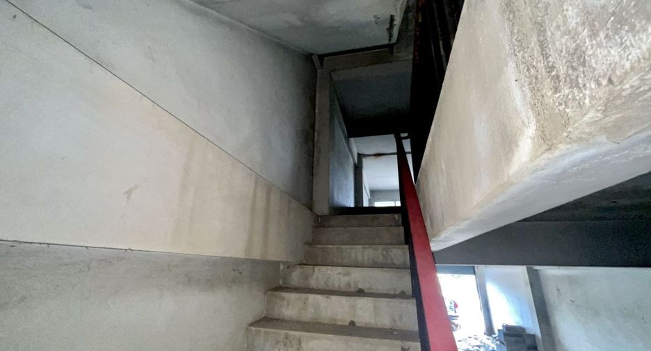 For sale retail Space in Bang Khae, Bangkok