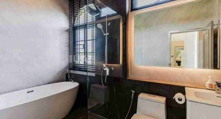 For sale and for rent 4 bedrooms villa in Hang Dong, Chiang Mai