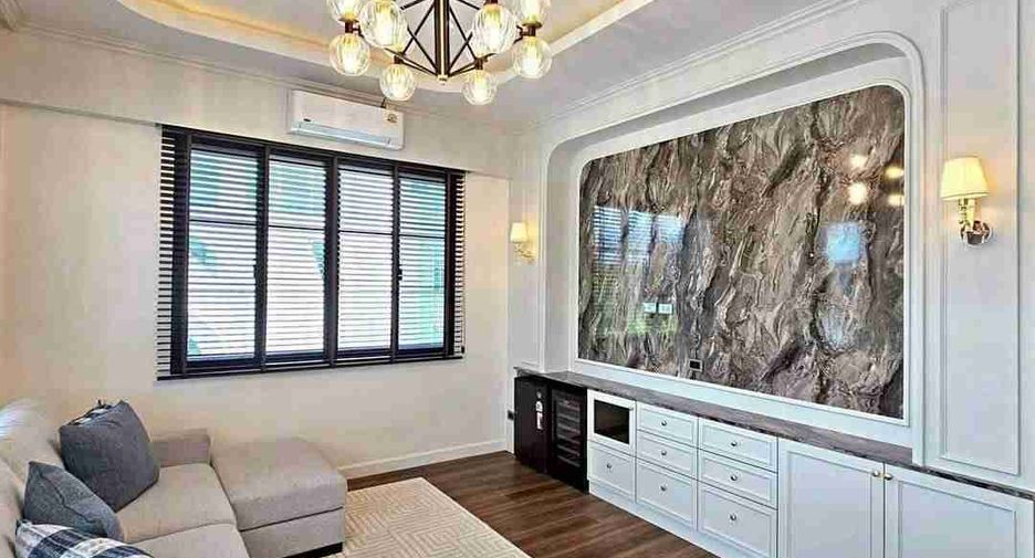 For sale and for rent 4 bedrooms villa in Hang Dong, Chiang Mai