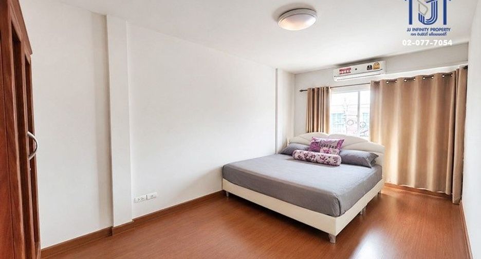 For sale 3 bedrooms house in Lam Luk Ka, Pathum Thani