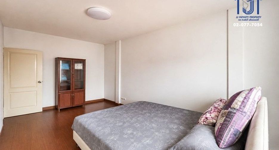 For sale 3 bedrooms house in Lam Luk Ka, Pathum Thani
