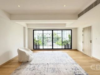 Продажа 5 спальни дом в Щаттхана, Бангкок
