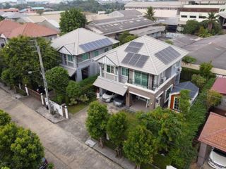 For rent 4 bedrooms house in Phra Nakhon, Bangkok