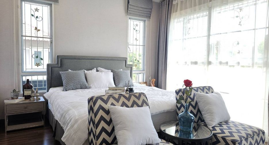For rent 4 bedrooms house in Phra Nakhon, Bangkok