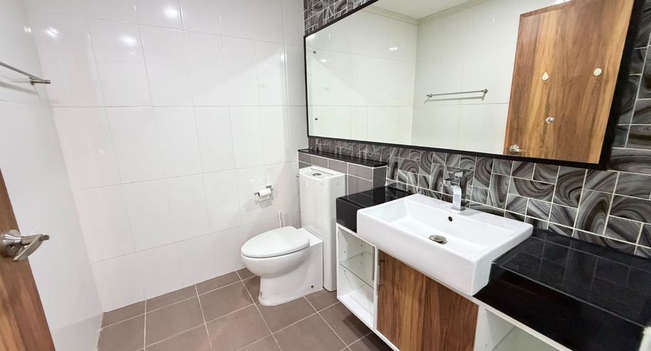 For sale 2 bedrooms condo in Jomtien, Pattaya