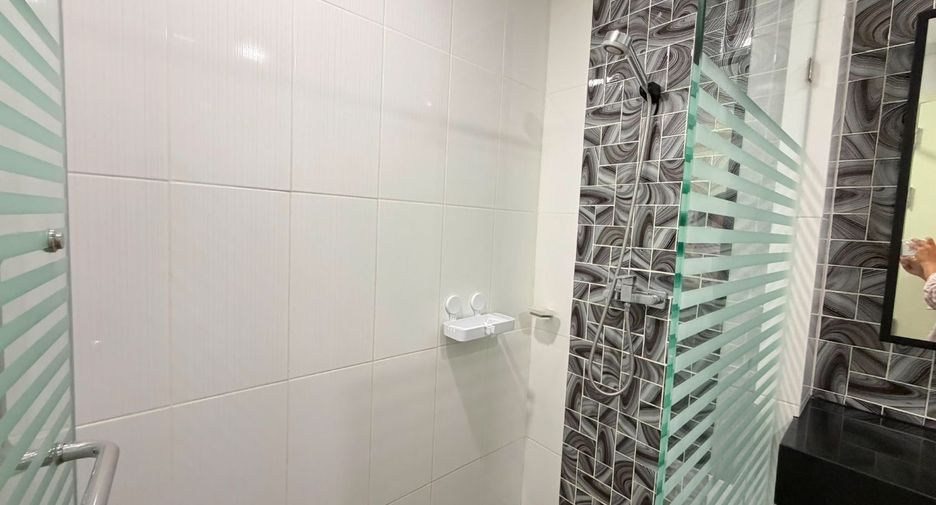 For sale 2 bedrooms condo in Jomtien, Pattaya