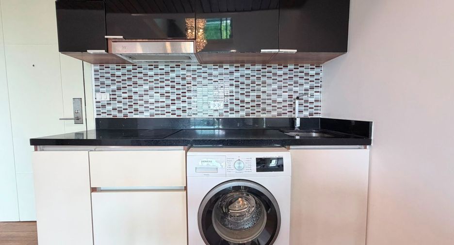 For sale 2 bedrooms condo in Jomtien, Pattaya