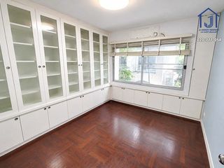 Condo en venta de 3 habitaciones en Chatuchak, Bangkok
