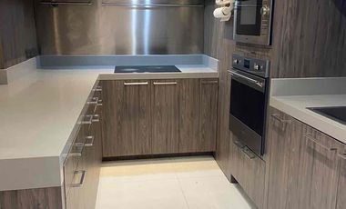 For sale and for rent 3 bedrooms condo in Watthana, Bangkok