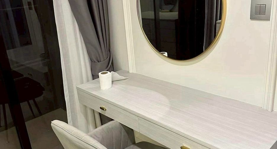 Wohnung zur Miete und zum Kauf mit 1 Zimmer in Sathon, Bangkok