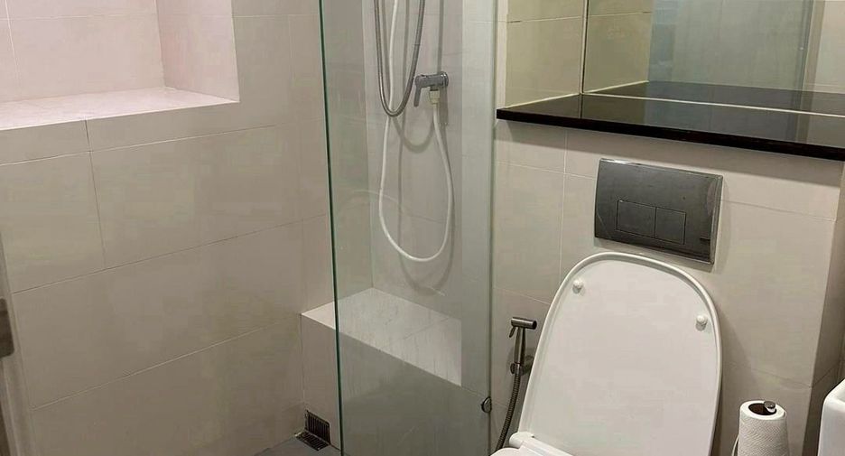 Wohnung zur Miete und zum Kauf mit 1 Zimmer in Sathon, Bangkok