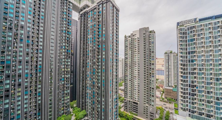 For rent 1 bed condo in Huai Khwang, Bangkok