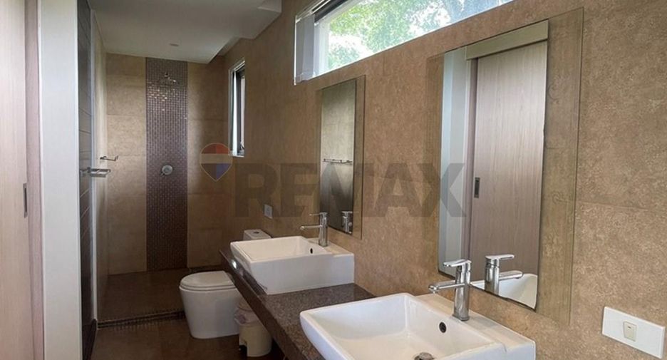 For sale 2 bedrooms townhouse in Ko Samui, Surat Thani