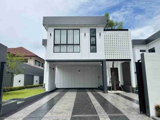 For sale 4 bedrooms villa in Hang Dong, Chiang Mai