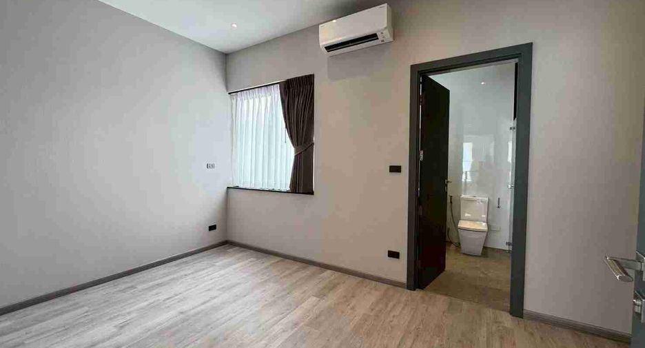 For sale 4 bedrooms villa in Hang Dong, Chiang Mai