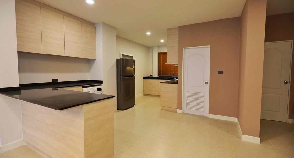 For rent 3 bedrooms house in Bang Lamung, Chonburi