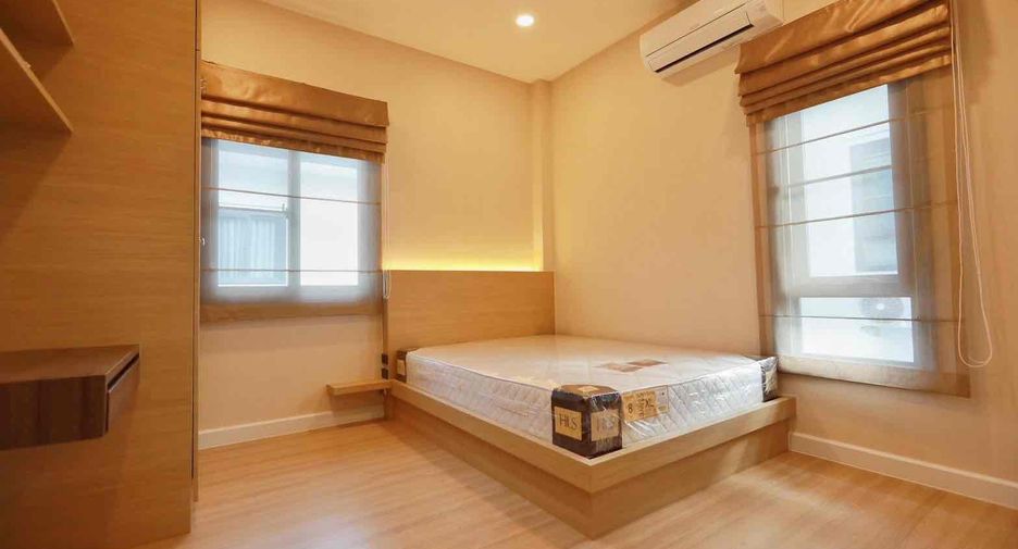 For rent 3 bedrooms house in Bang Lamung, Chonburi