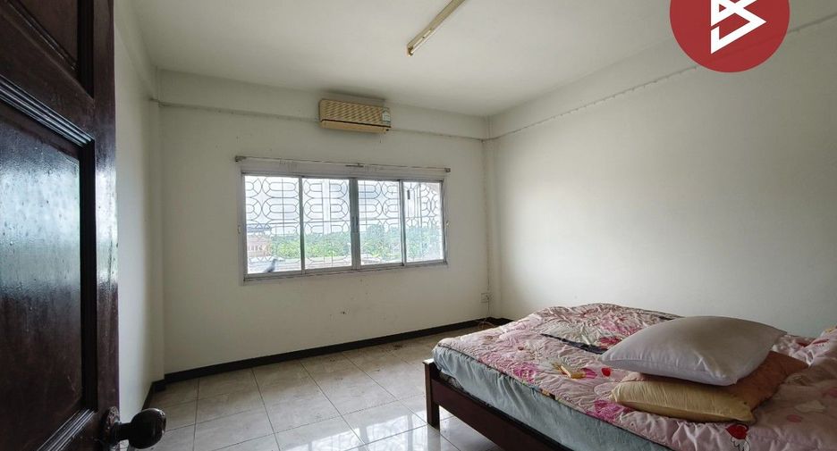 For sale 4 bedrooms retail Space in Tha Mai, Chanthaburi