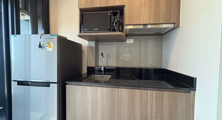 Wohnung zur Miete mit 1 Zimmer in Bang Na, Bangkok