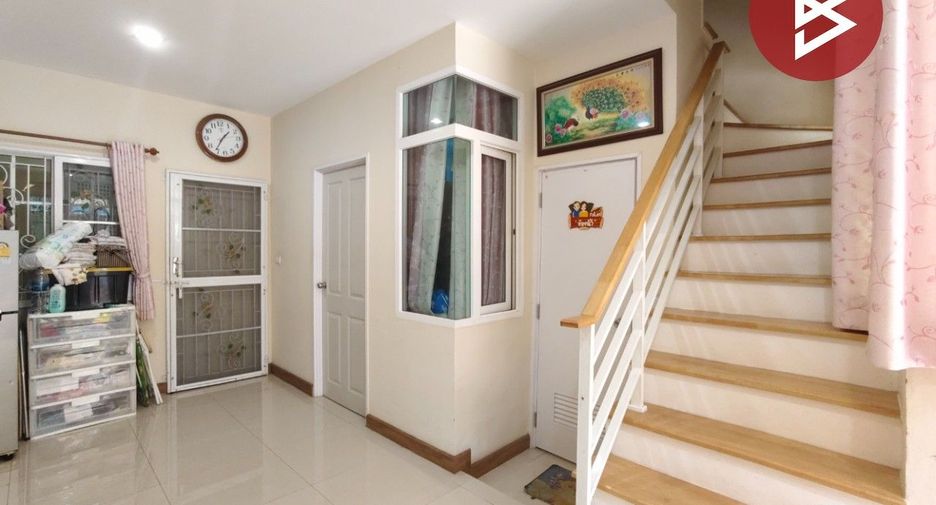 Casa adosada en venta de 3 habitaciones en Nong Khaem, Bangkok