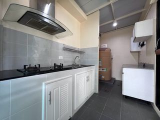 For rent and for sale 2 bedrooms townhouse in Sam Phran, Nakhon Pathom