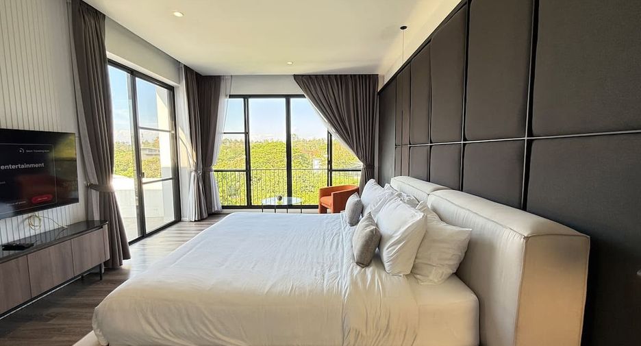 For rent 4 bedrooms villa in Mueang Chiang Mai, Chiang Mai