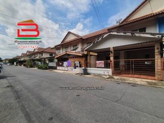 Продажа 3 спальни таунхаус в Mueang Chachoengsao, Чаченгсау