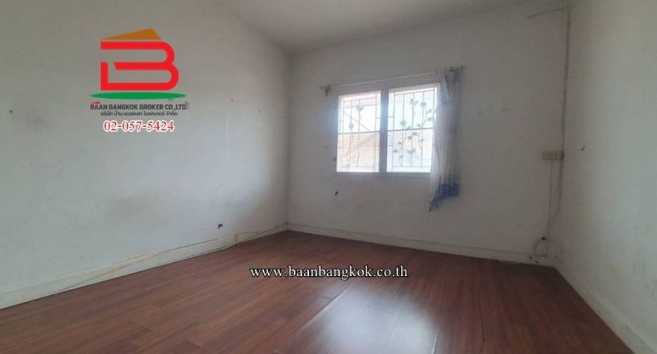 Продажа 3 спальни таунхаус в Mueang Chachoengsao, Чаченгсау