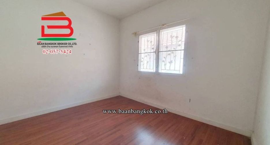 Продажа 3 спальни таунхаус в Mueang Chachoengsao, Чаченгсау