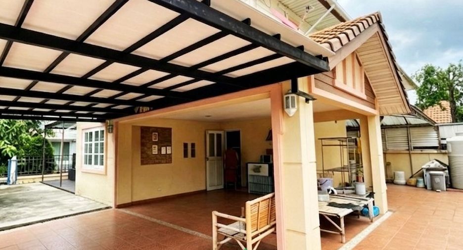 For sale 3 bedrooms house in Mueang Nonthaburi, Nonthaburi