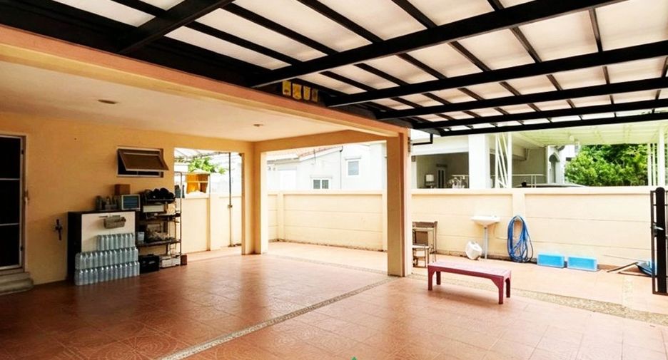 For sale 3 bedrooms house in Mueang Nonthaburi, Nonthaburi
