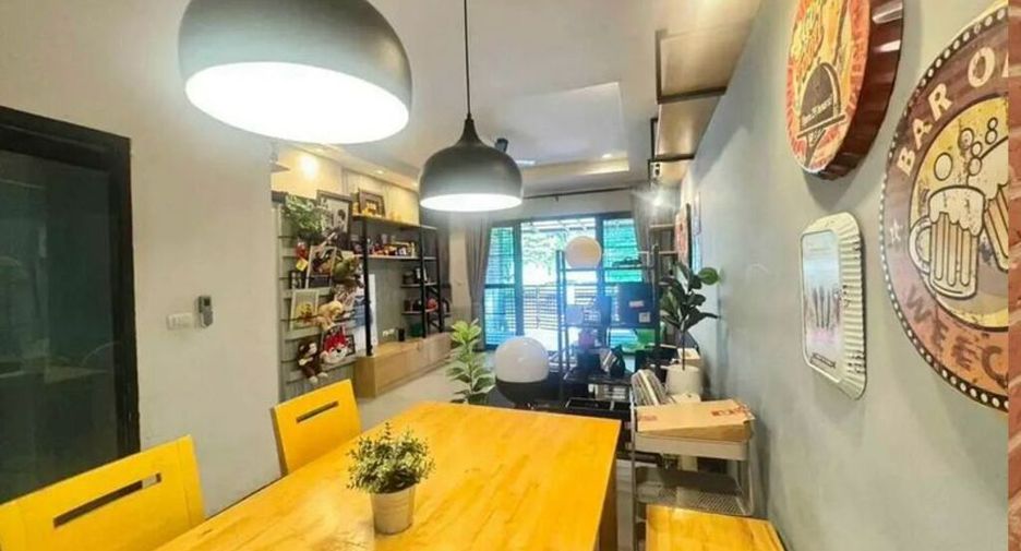 For sale 3 bedrooms townhouse in Bang Khae, Bangkok