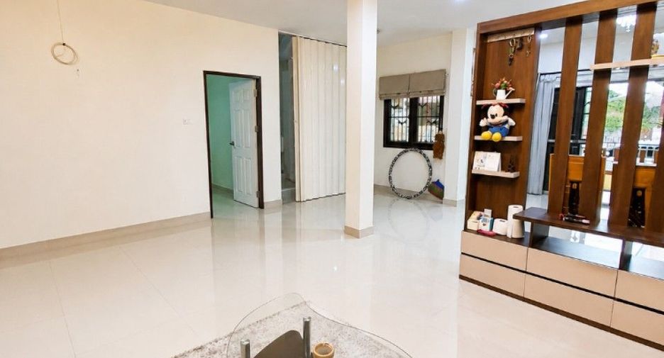 For sale 5 bedrooms house in Mueang Ratchaburi, Ratchaburi