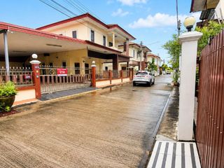 For sale 5 bedrooms house in Mueang Ratchaburi, Ratchaburi