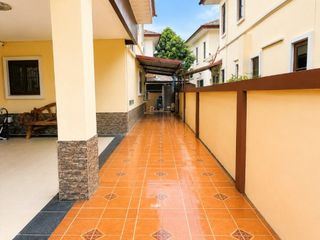 For sale 5 bedrooms house in Mueang Ratchaburi, Ratchaburi