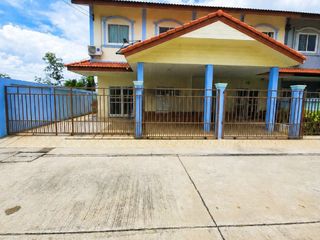 For sale 3 bedrooms house in Krathum Baen, Samut Sakhon