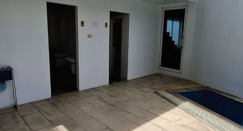 For rent 2 bedrooms condo in Mueang Chiang Mai, Chiang Mai