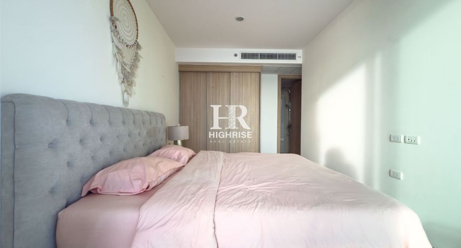 For rent 2 bedrooms condo in Bang Lamung, Chonburi