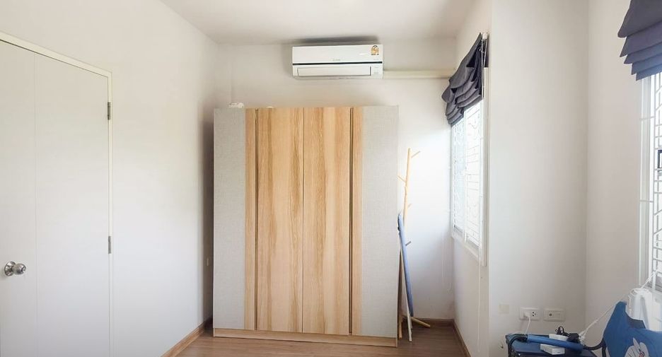 For sale 3 bedrooms townhouse in Bang Bua Thong, Nonthaburi