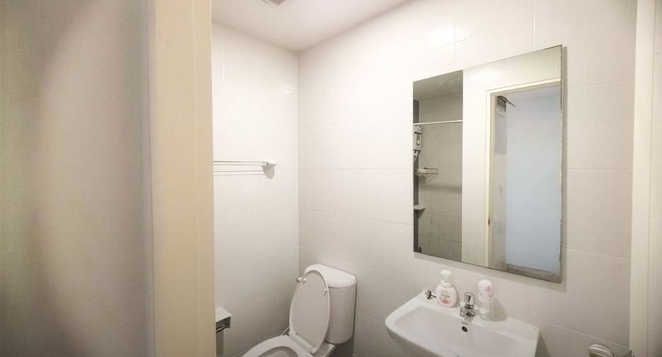 For sale 3 bedrooms townhouse in Bang Bua Thong, Nonthaburi