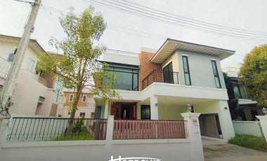 Casa en venta de 4 habitaciones en Mueang Chon Buri, Chonburi