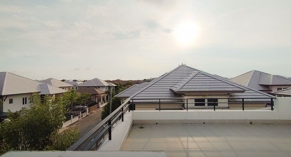 Casa en venta de 4 habitaciones en Mueang Chon Buri, Chonburi
