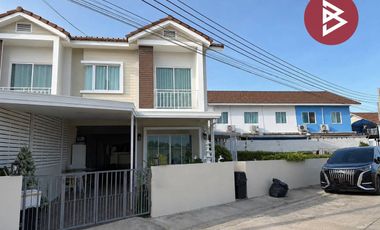 For sale 4 bedrooms townhouse in Phra Samut Chedi, Samut Prakan