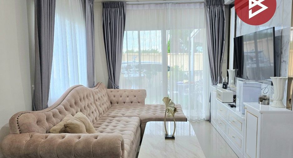 For sale 4 bedrooms townhouse in Phra Samut Chedi, Samut Prakan