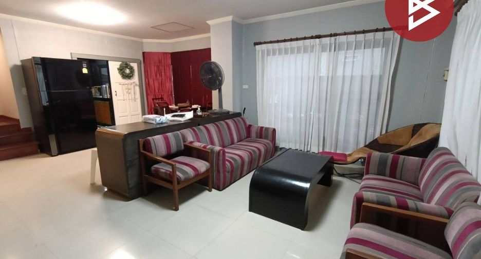 For sale 2 bedrooms townhouse in Thung Khru, Bangkok