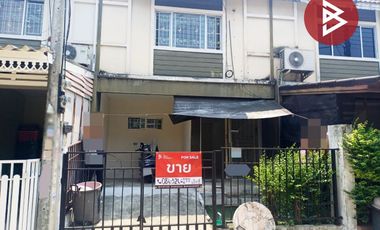 Casa adosada en venta de 3 habitaciones en Sam Phran, Nakhon Pathom