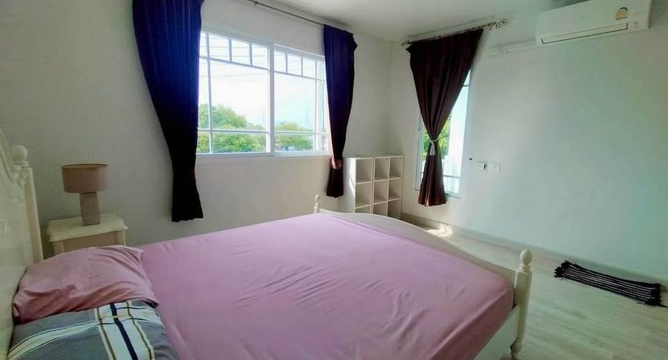 Аренда 3 спальни дом в Na Jomtien, Паттайя